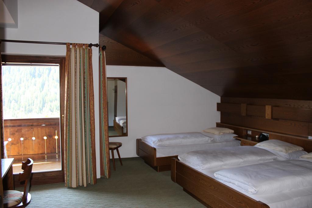 אורטיסיי Villa Luise חדר תמונה